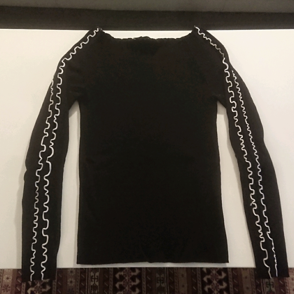 ⚡4/$20⚡Zara Off shoulders knit
